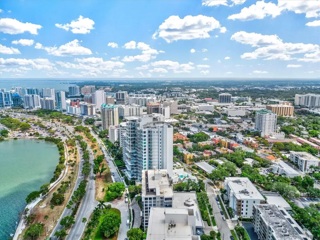 707 S Gulfstream Avenue Sarasota FL 34236