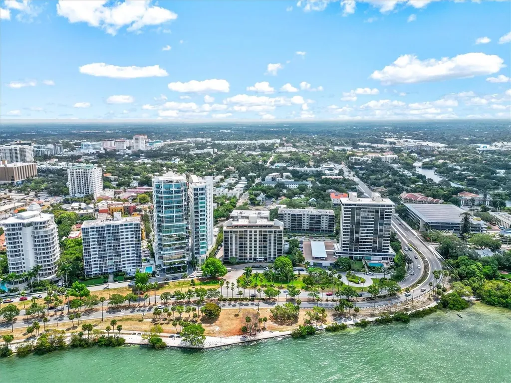 707 S Gulfstream Avenue Sarasota FL 34236