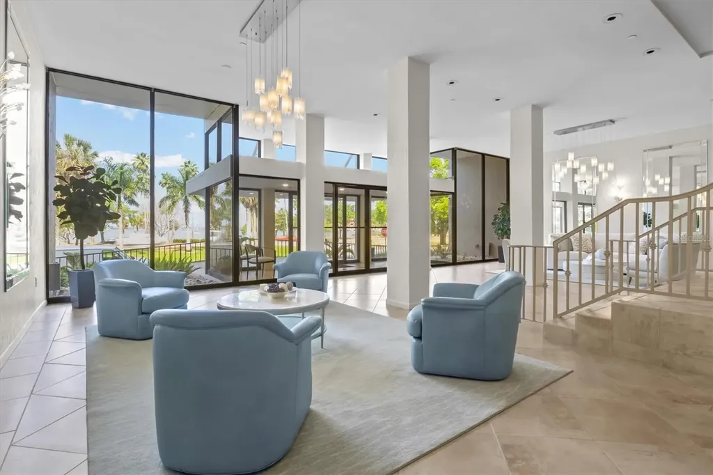 707 S Gulfstream Avenue Sarasota FL 34236