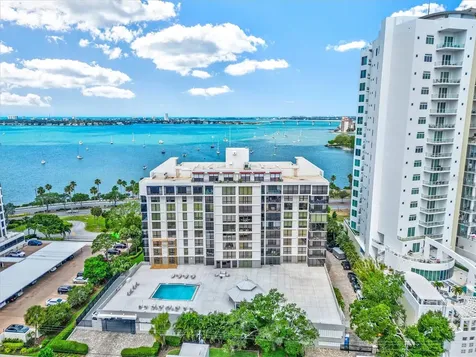707 S Gulfstream Avenue Sarasota FL 34236