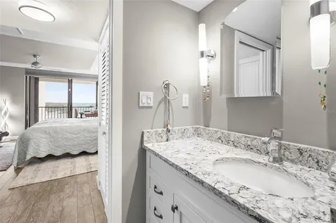 707 S Gulfstream Avenue Sarasota FL 34236