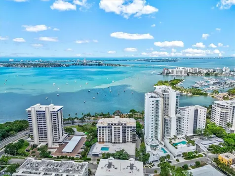 707 S Gulfstream Avenue Sarasota FL 34236