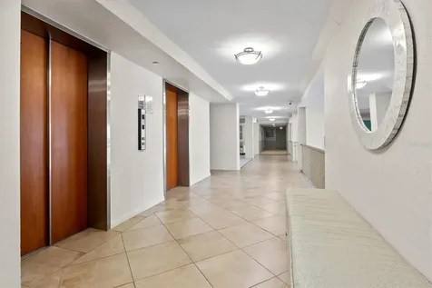 707 S Gulfstream Avenue Sarasota FL 34236