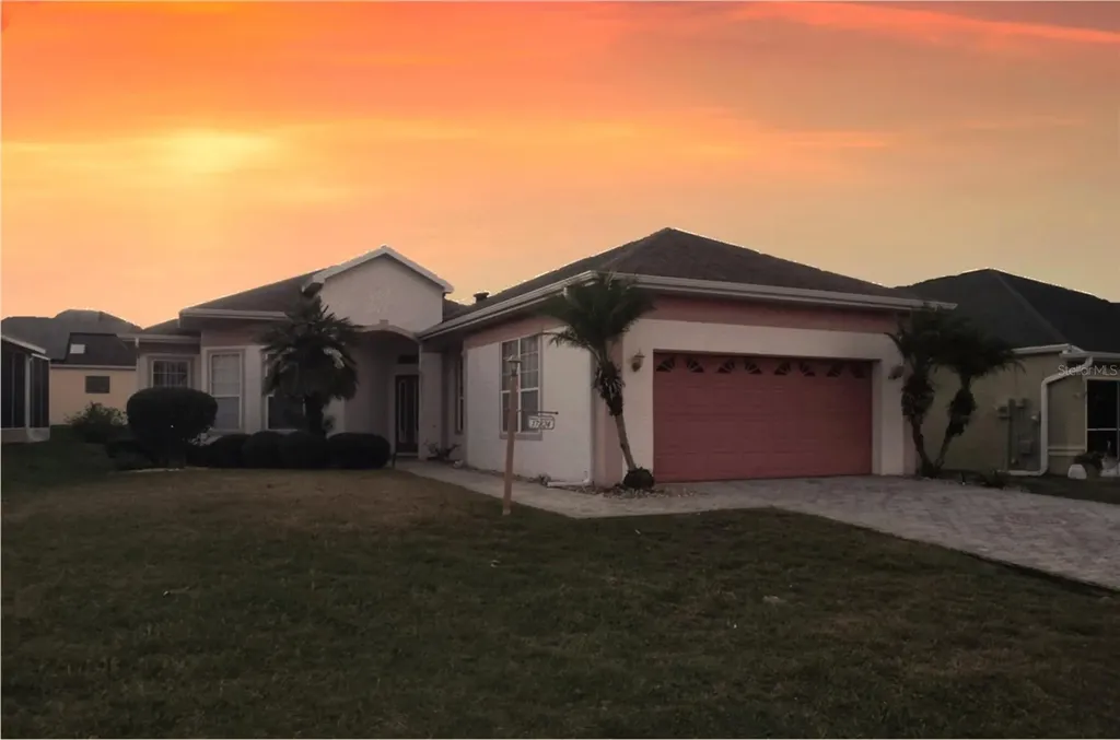 17824 SE 114th Court Summerfield FL 34491