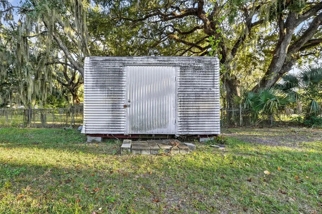 614 Spruce Street Plant City FL 33563
