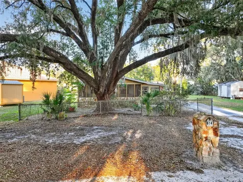 614 Spruce Street Plant City FL 33563