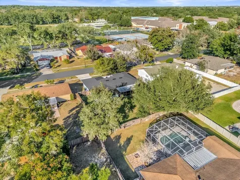 8208 Banyan Boulevard Orlando FL 32819