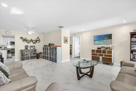 8208 Banyan Boulevard Orlando FL 32819