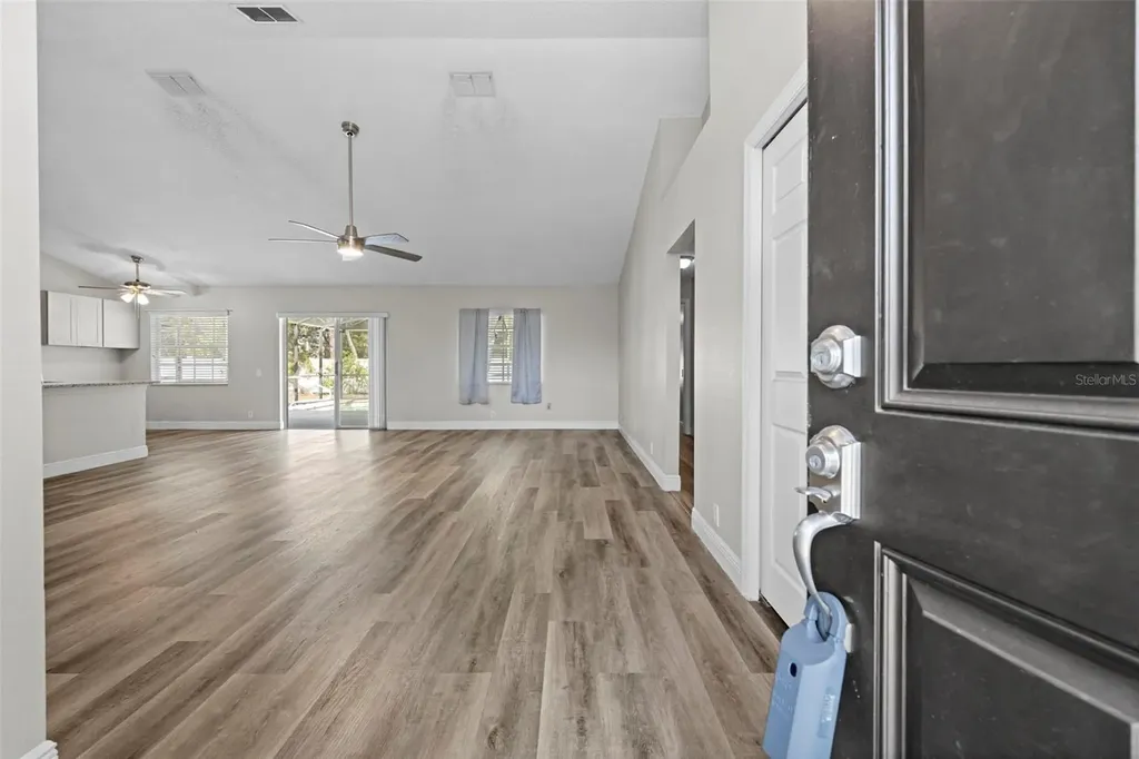 8155 Giffen Lane Spring Hill FL 34608