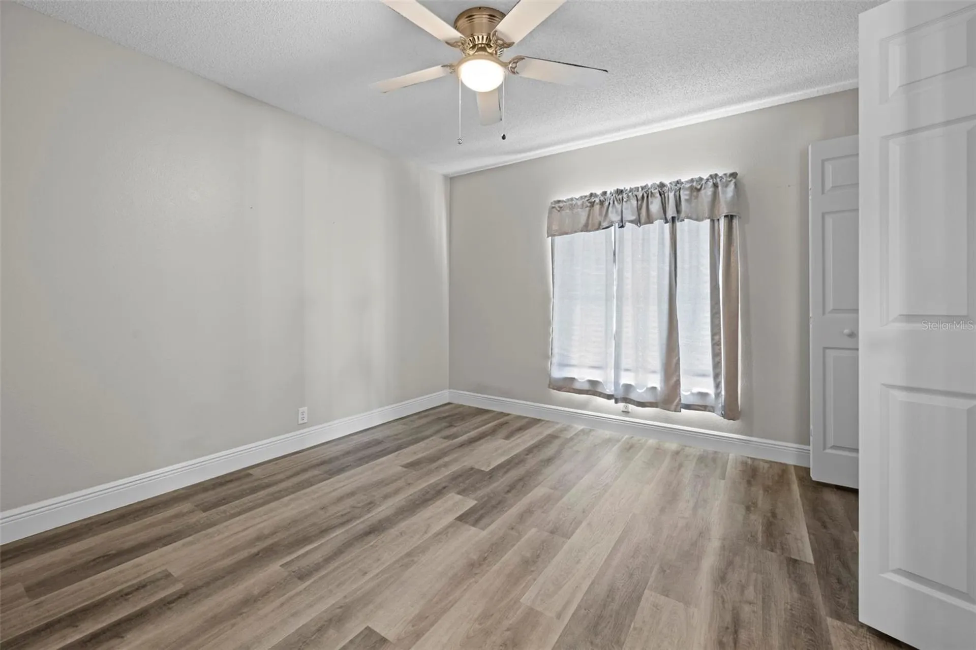 8155 Giffen Lane Spring Hill FL 34608