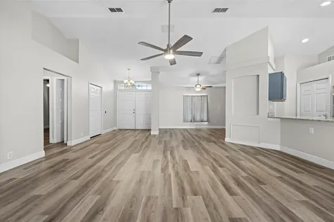 8155 Giffen Lane Spring Hill FL 34608