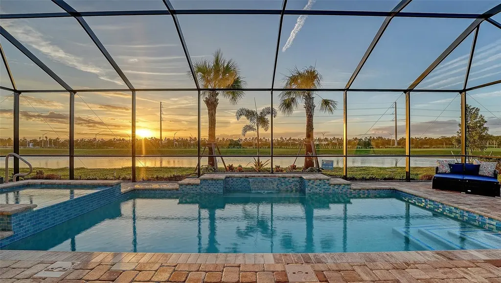 5612 Lightning Whelk Lane Lakewood Ranch FL 34211