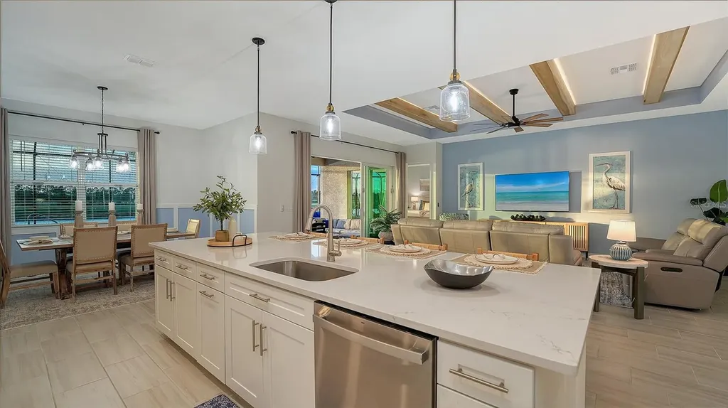 5612 Lightning Whelk Lane Lakewood Ranch FL 34211
