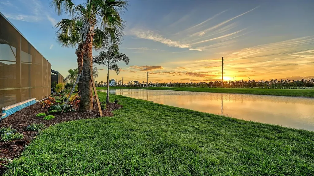 5612 Lightning Whelk Lane Lakewood Ranch FL 34211