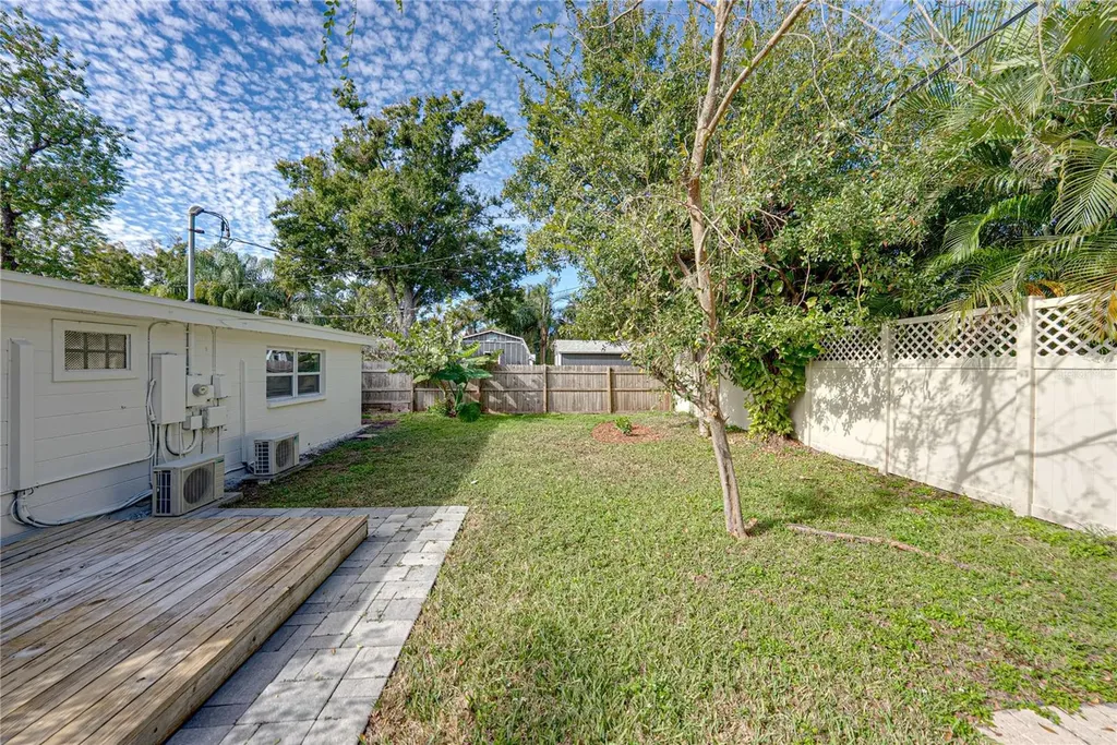 4105 W Bay Villa Avenue Tampa FL 33611