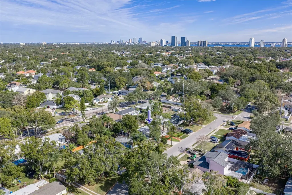 4105 W Bay Villa Avenue Tampa FL 33611