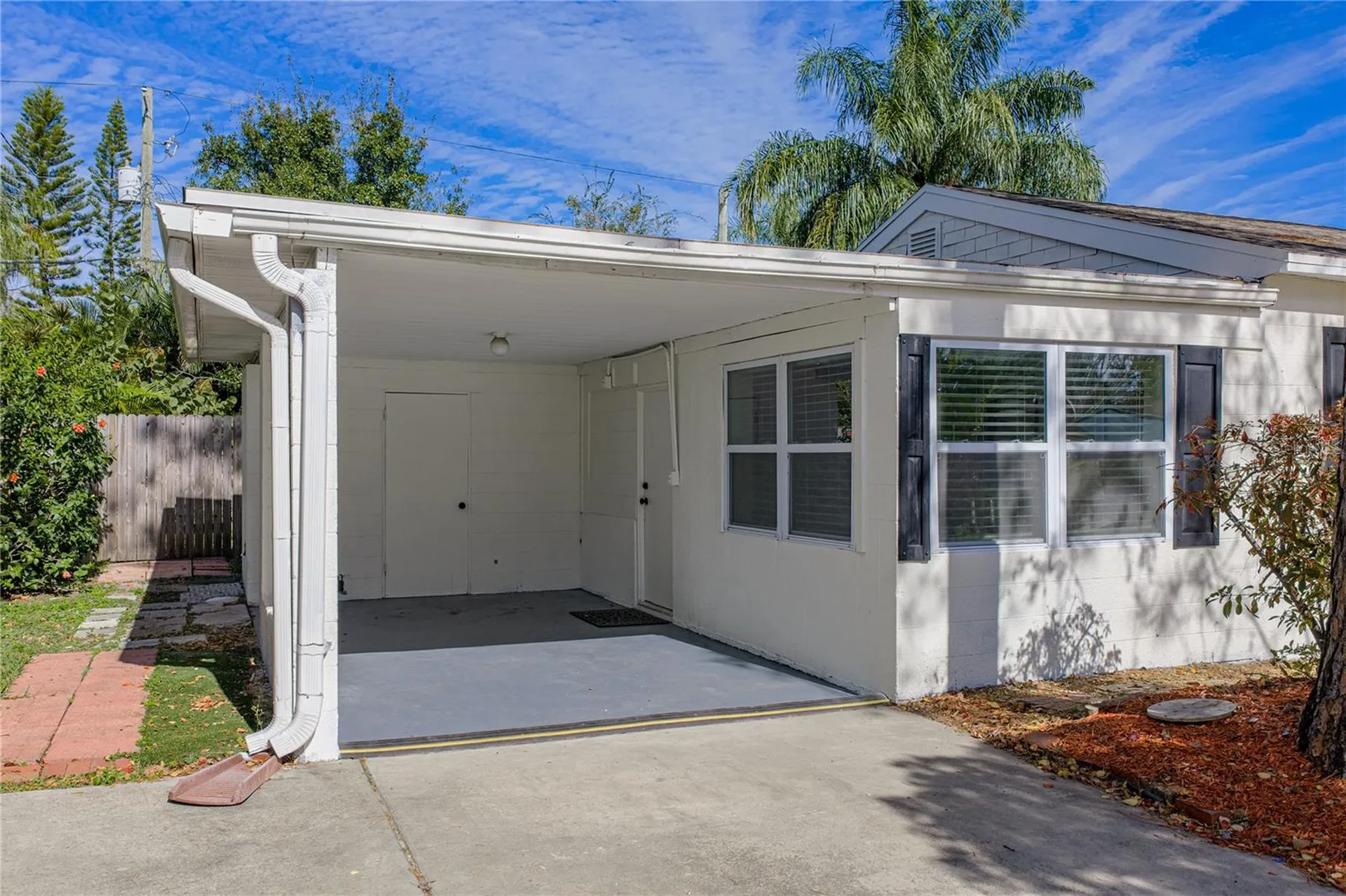 4105 W Bay Villa Avenue Tampa FL 33611