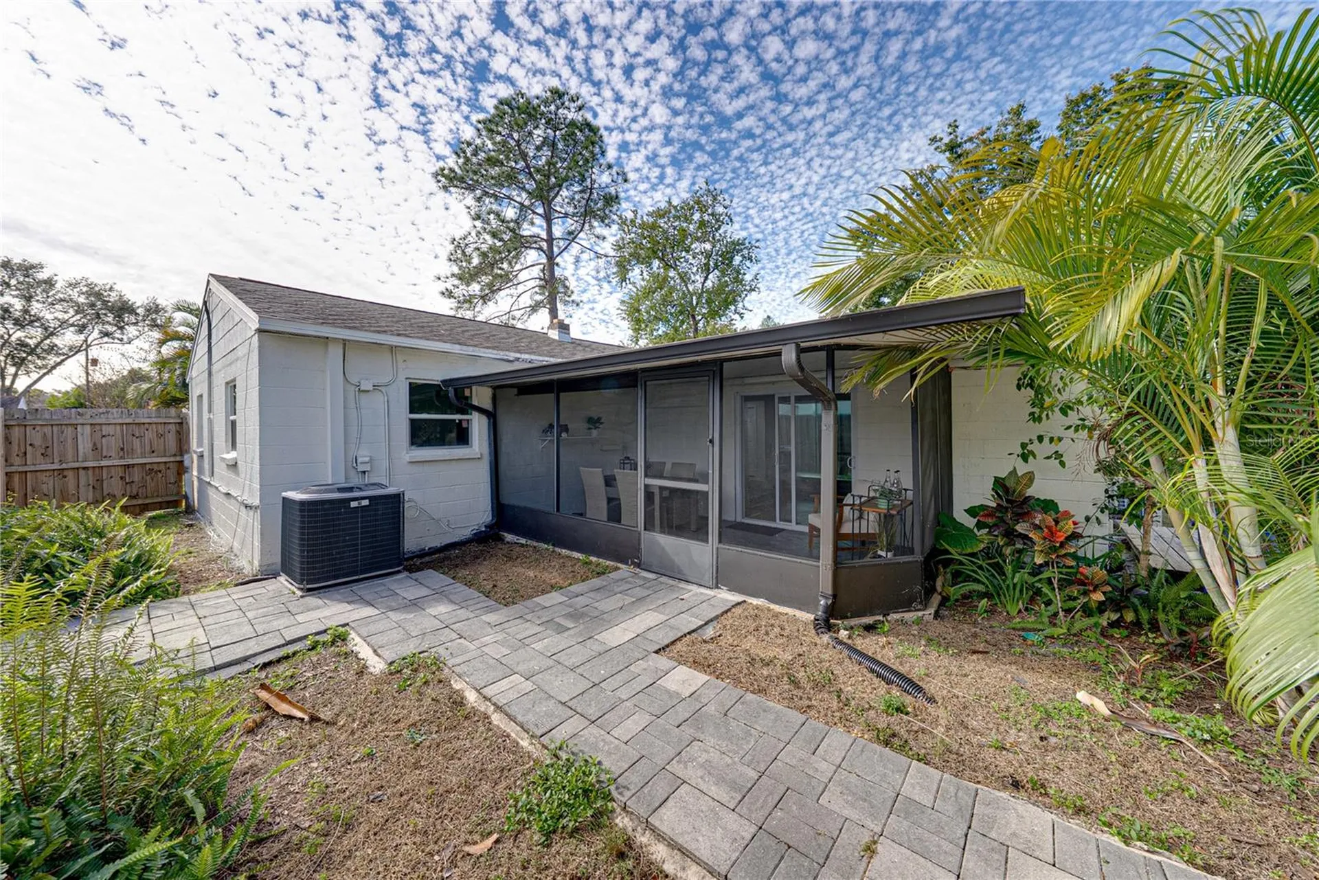 4105 W Bay Villa Avenue Tampa FL 33611