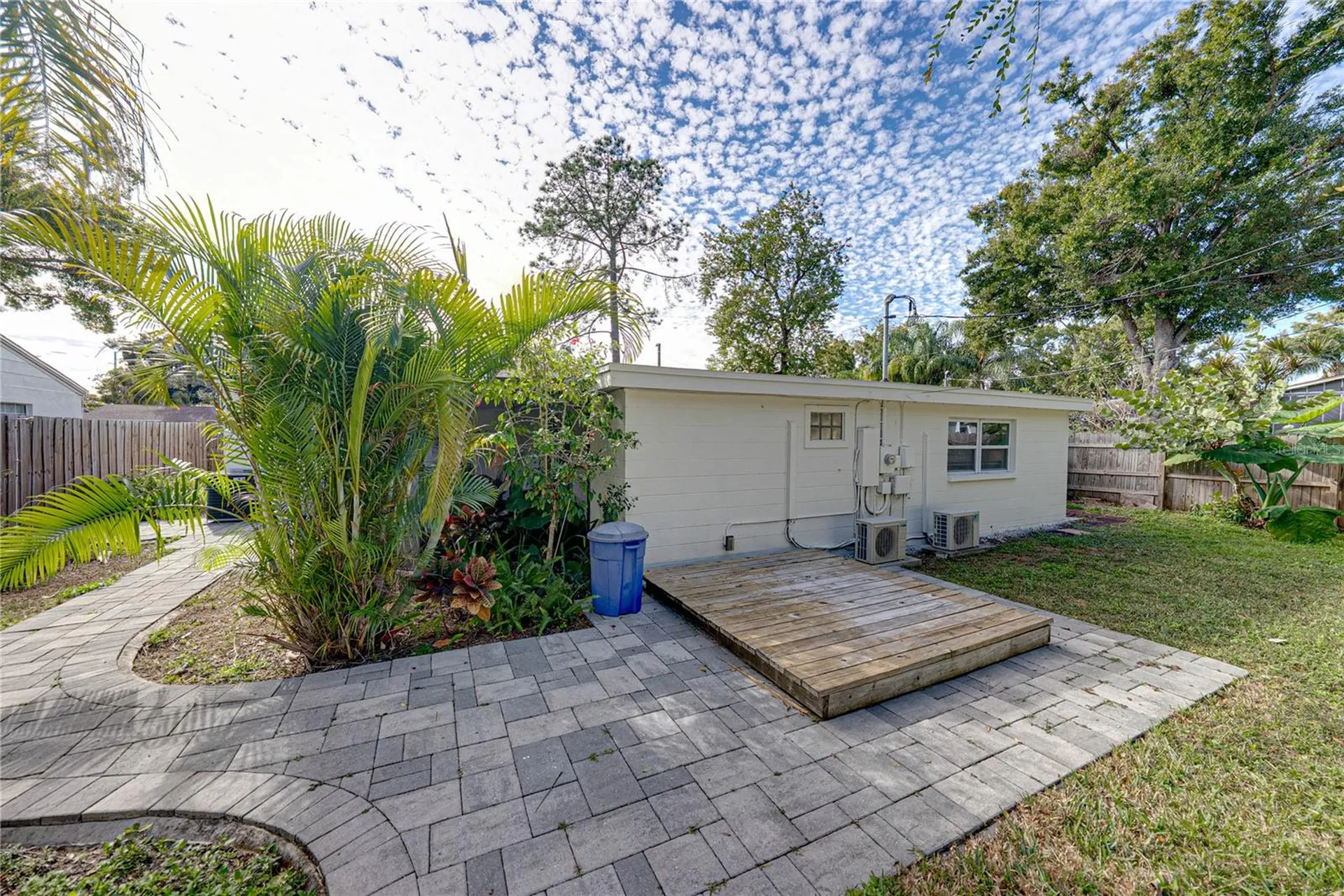 4105 W Bay Villa Avenue Tampa FL 33611