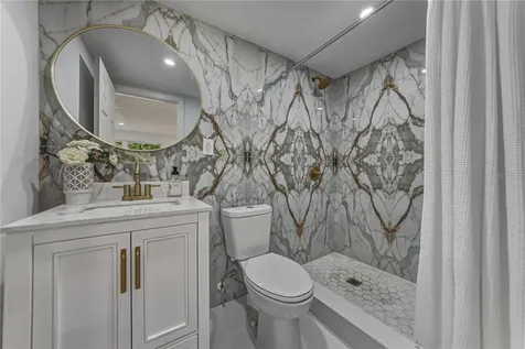 4105 W Bay Villa Avenue Tampa FL 33611