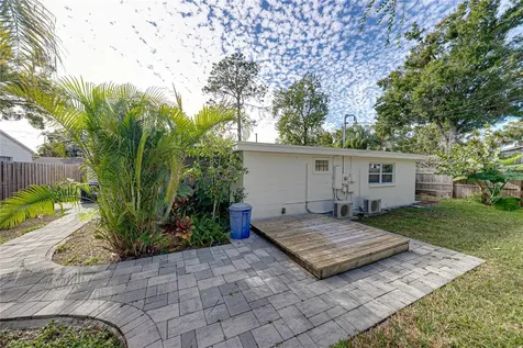 4105 W Bay Villa Avenue Tampa FL 33611