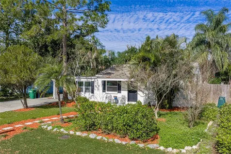 4105 W Bay Villa Avenue Tampa FL 33611