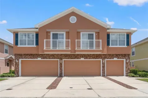 589 52nd Avenue N St Petersburg FL 33703