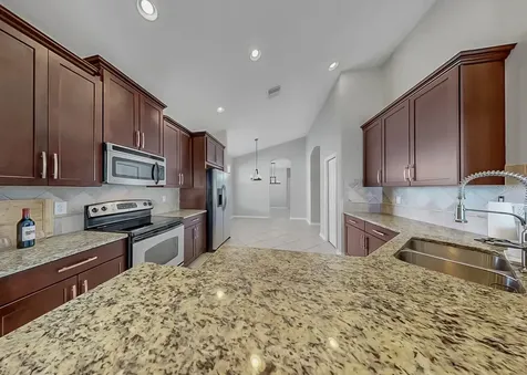 7109 Spindle Tree Lane Riverview FL 33578