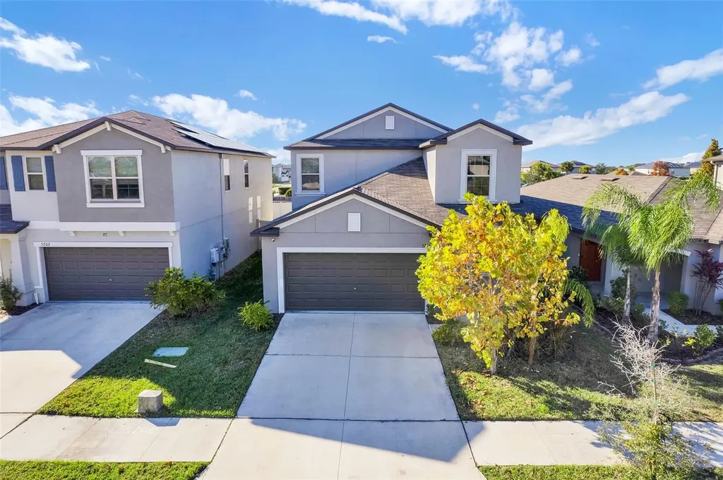 5204 White Chicory Drive Apollo Beach FL 33572