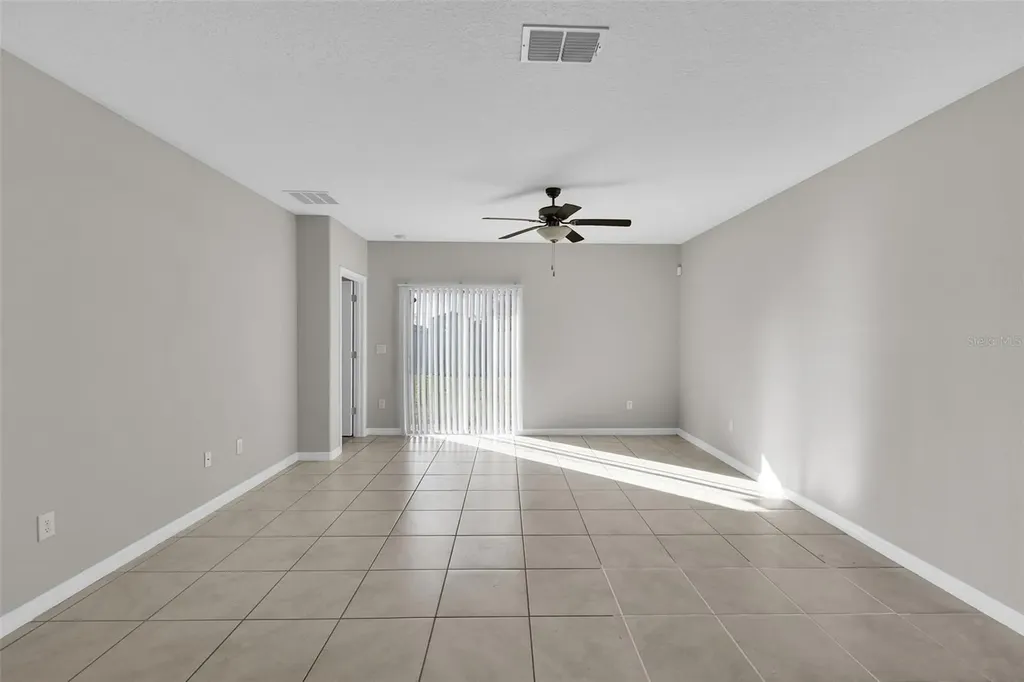 5204 White Chicory Drive Apollo Beach FL 33572