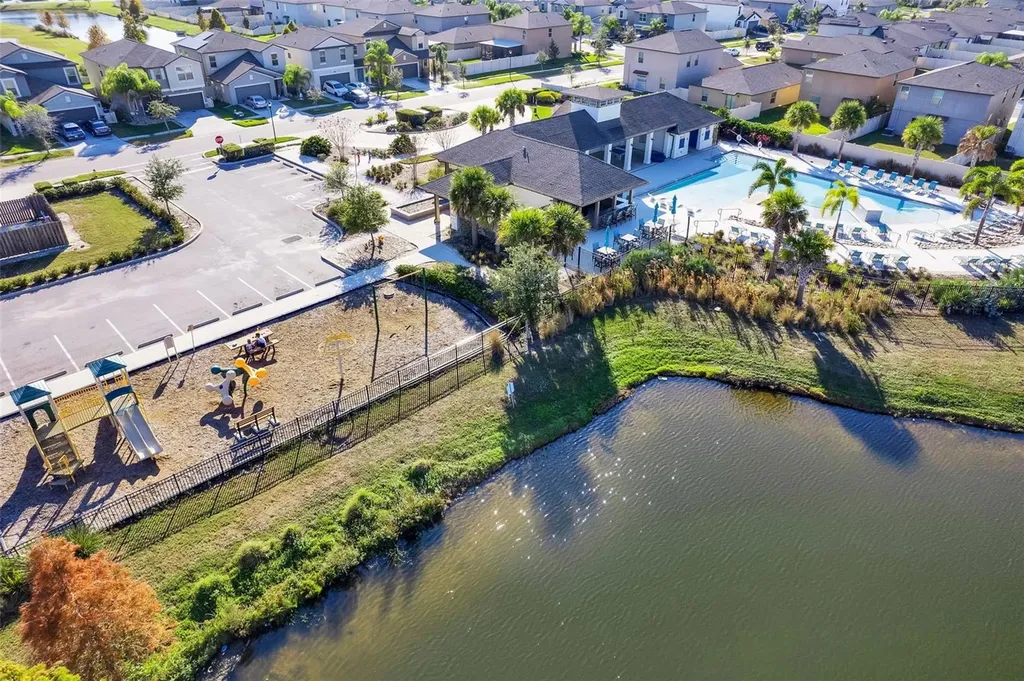5204 White Chicory Drive Apollo Beach FL 33572