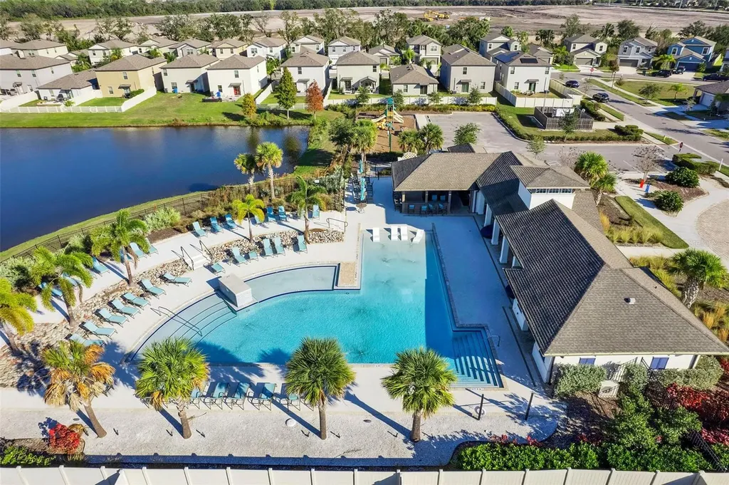 5204 White Chicory Drive Apollo Beach FL 33572