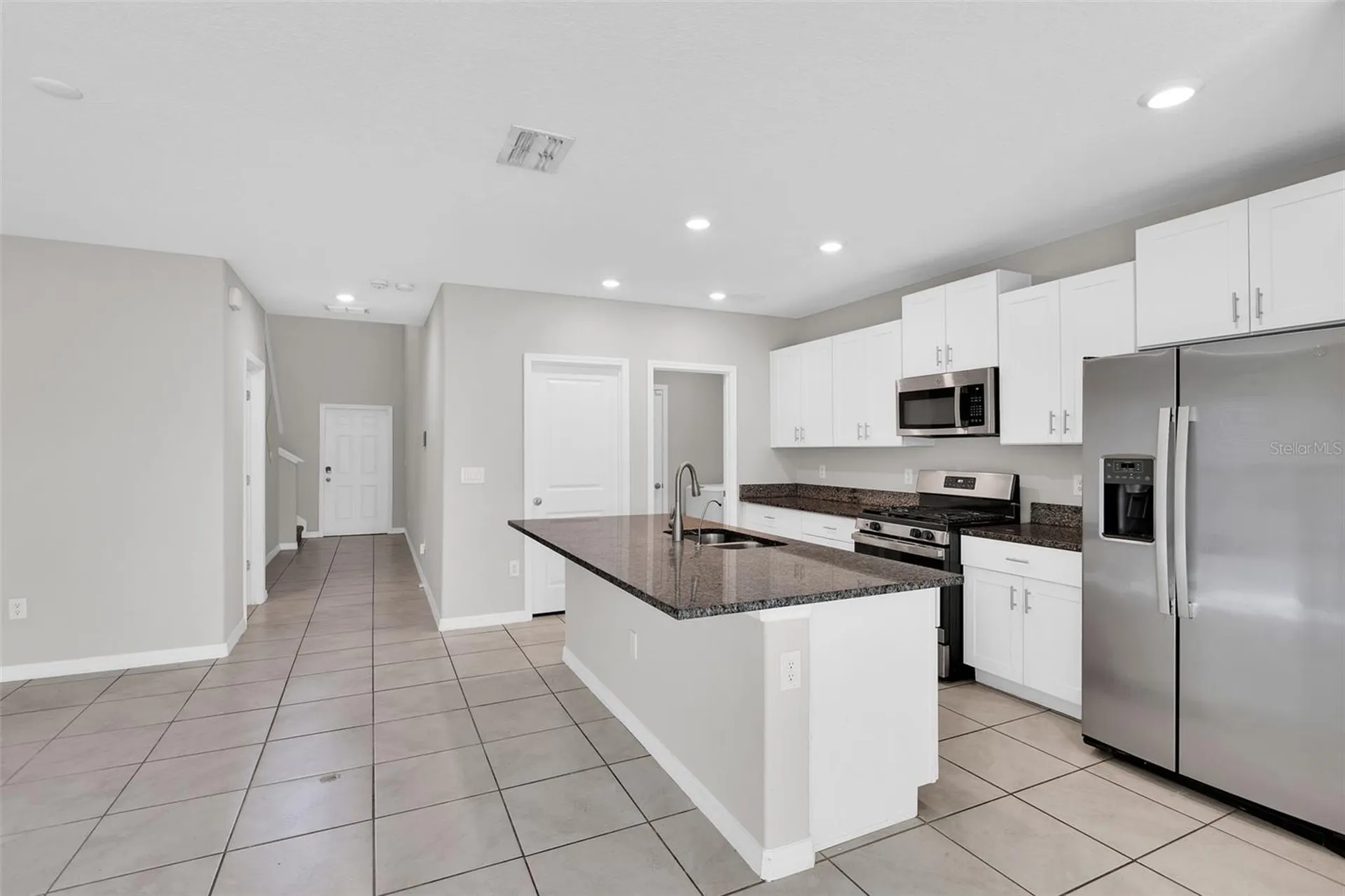 5204 White Chicory Drive Apollo Beach FL 33572