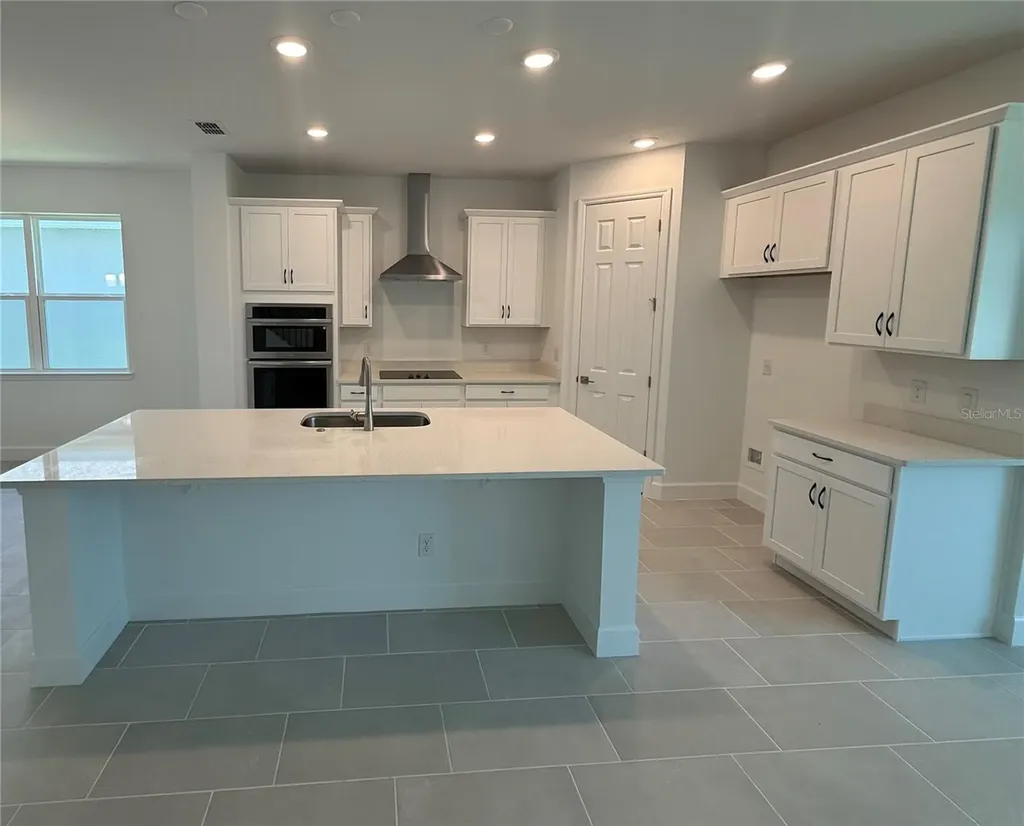 2680 Cavanaugh Drive Orlando FL 32817