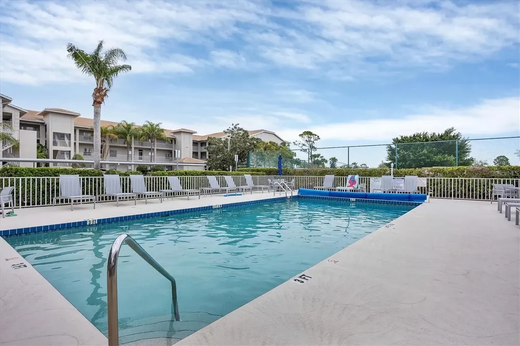9620 Club South Circle Sarasota FL 34238