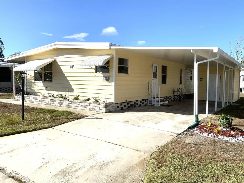 6710 36th Avenue E Palmetto FL 34221