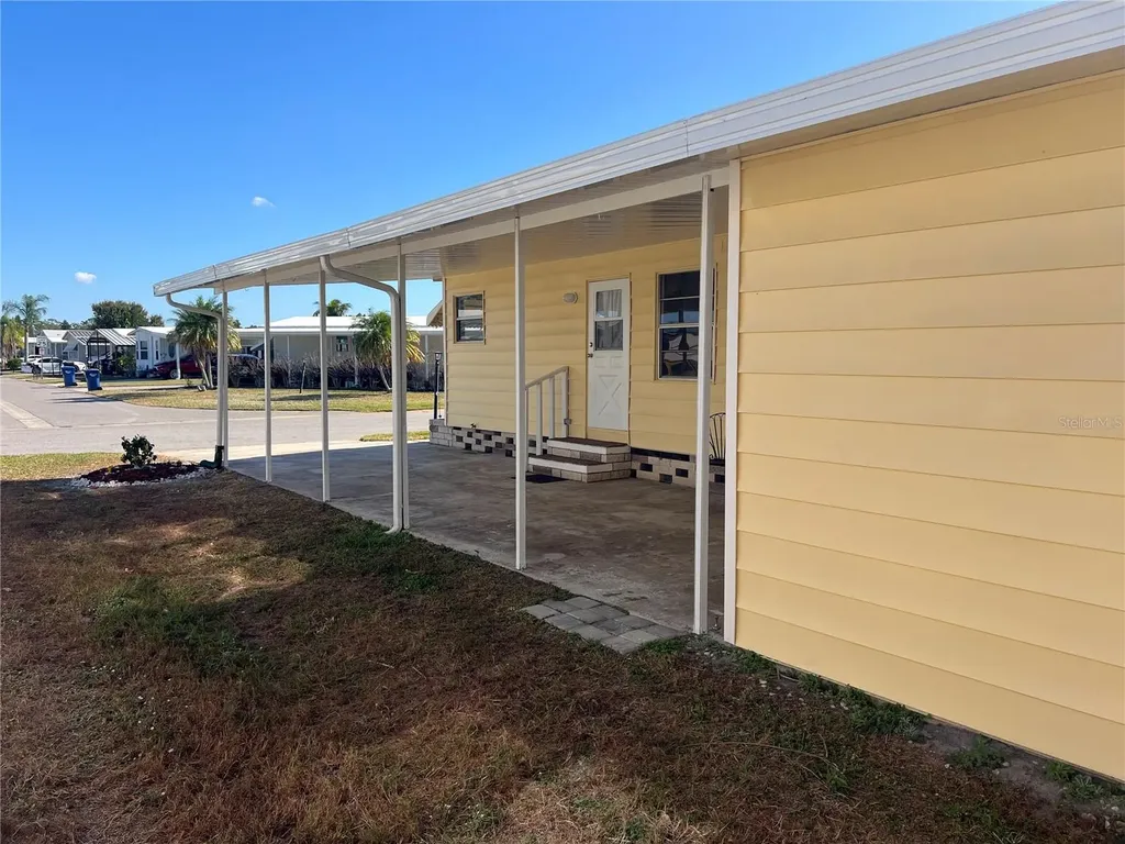 6710 36th Avenue E Palmetto FL 34221