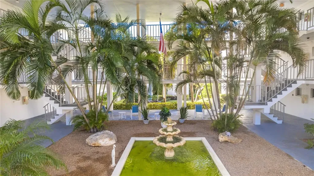 50 Harbor View Lane Belleair Bluffs FL 33770