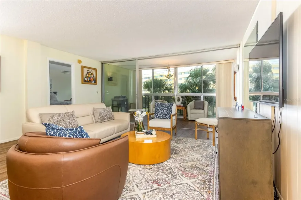 50 Harbor View Lane Belleair Bluffs FL 33770