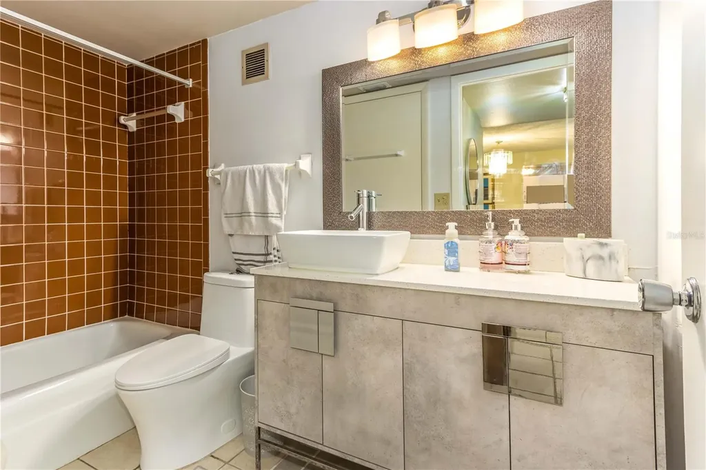 50 Harbor View Lane Belleair Bluffs FL 33770