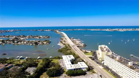 50 Harbor View Lane Belleair Bluffs FL 33770