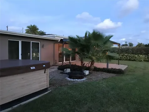 12200 4th Street E Treasure Island FL 33706