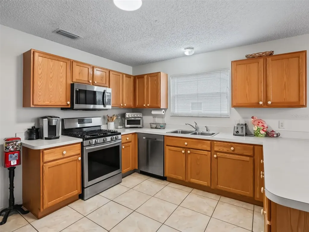 9239 SE 171st Cooper Loop The Villages FL 32162