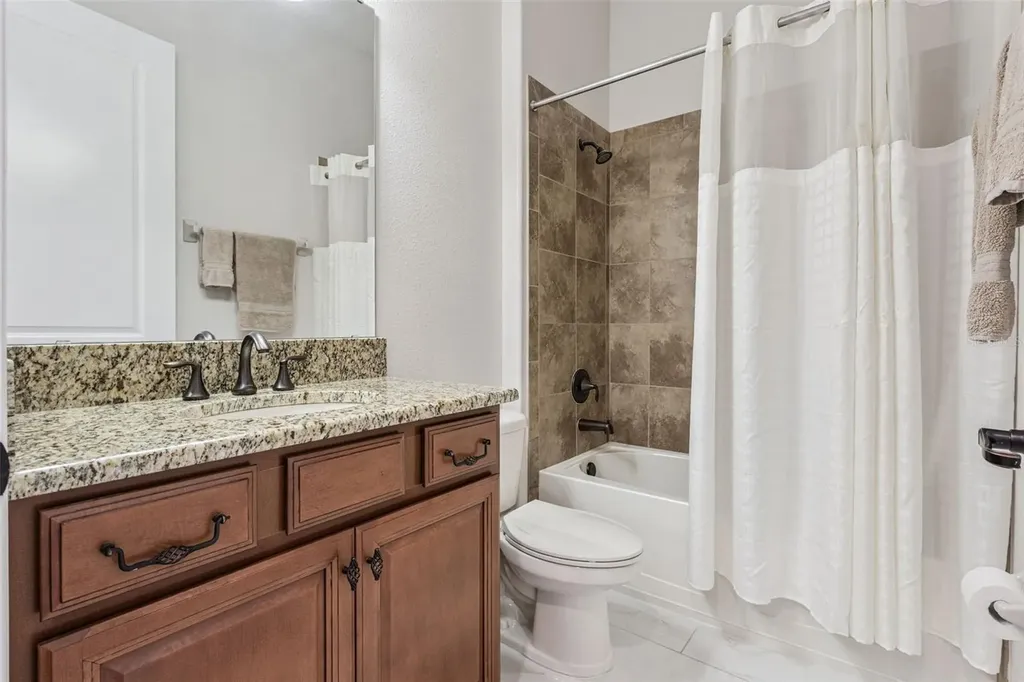 25499 Hawks Run Lane Sorrento FL 32776