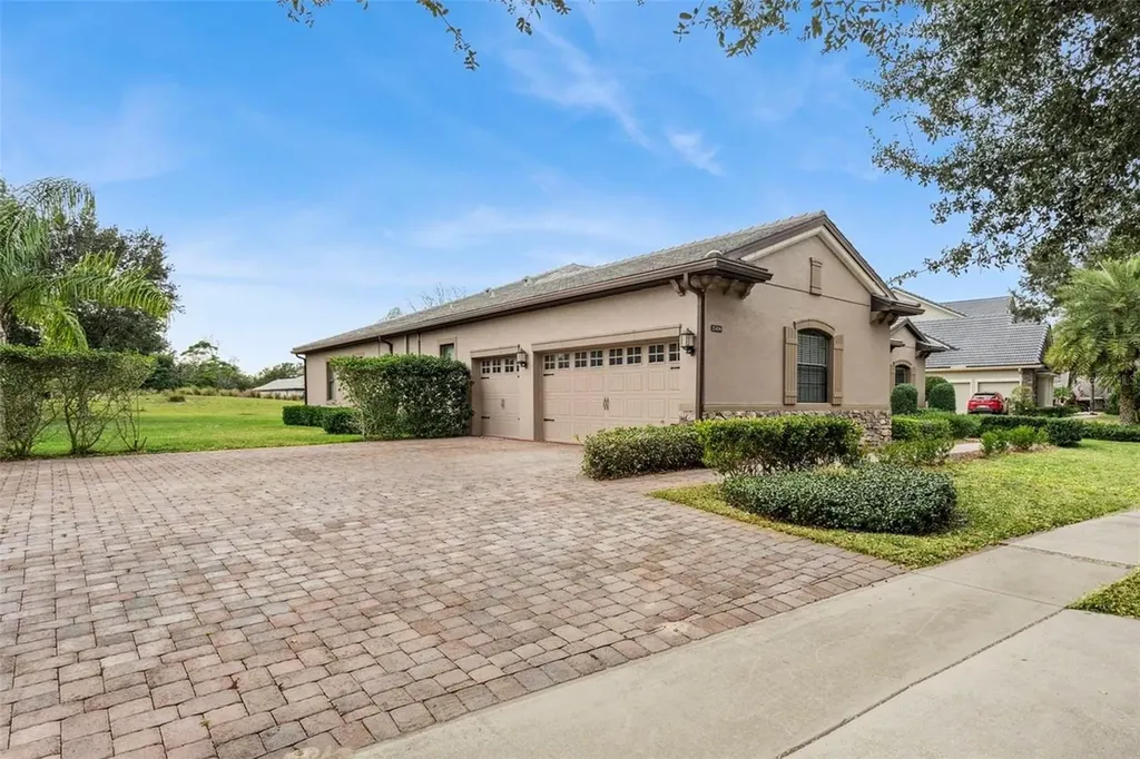 25499 Hawks Run Lane Sorrento FL 32776