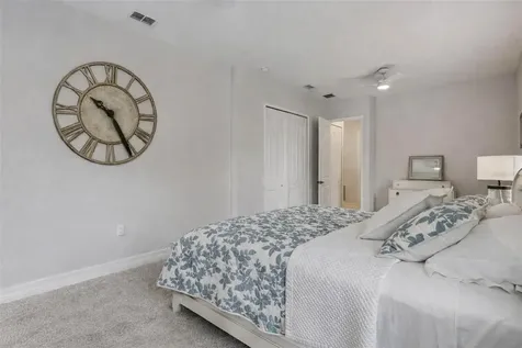 25499 Hawks Run Lane Sorrento FL 32776