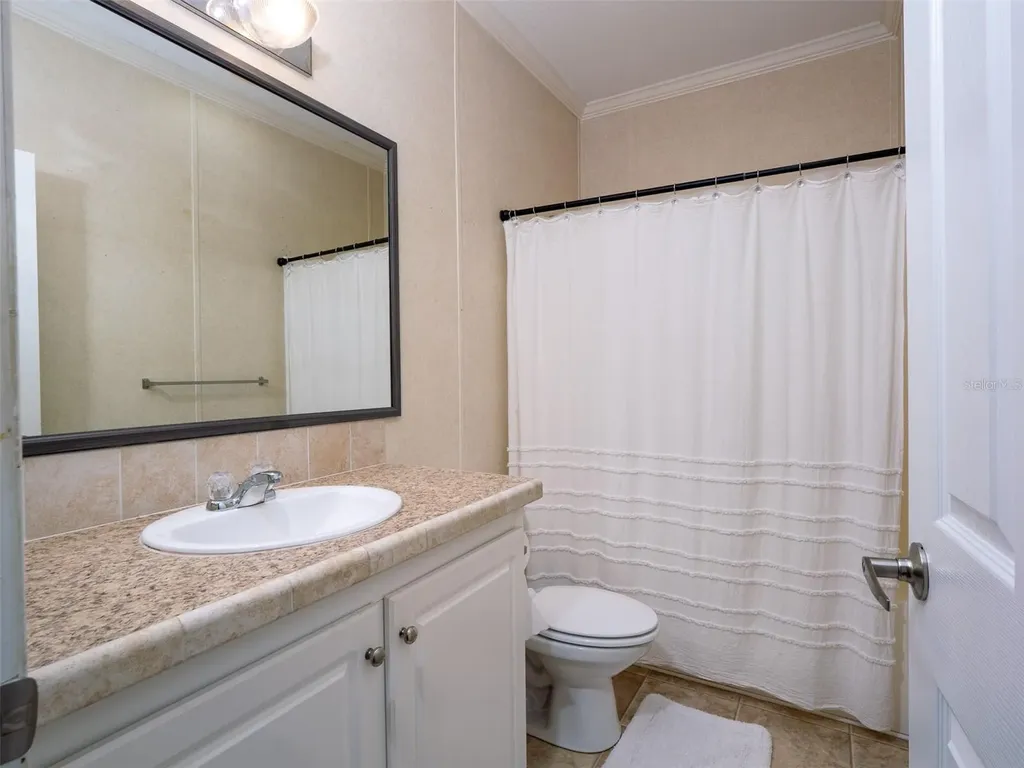 2900 NW 68th Avenue Ocala FL 34482