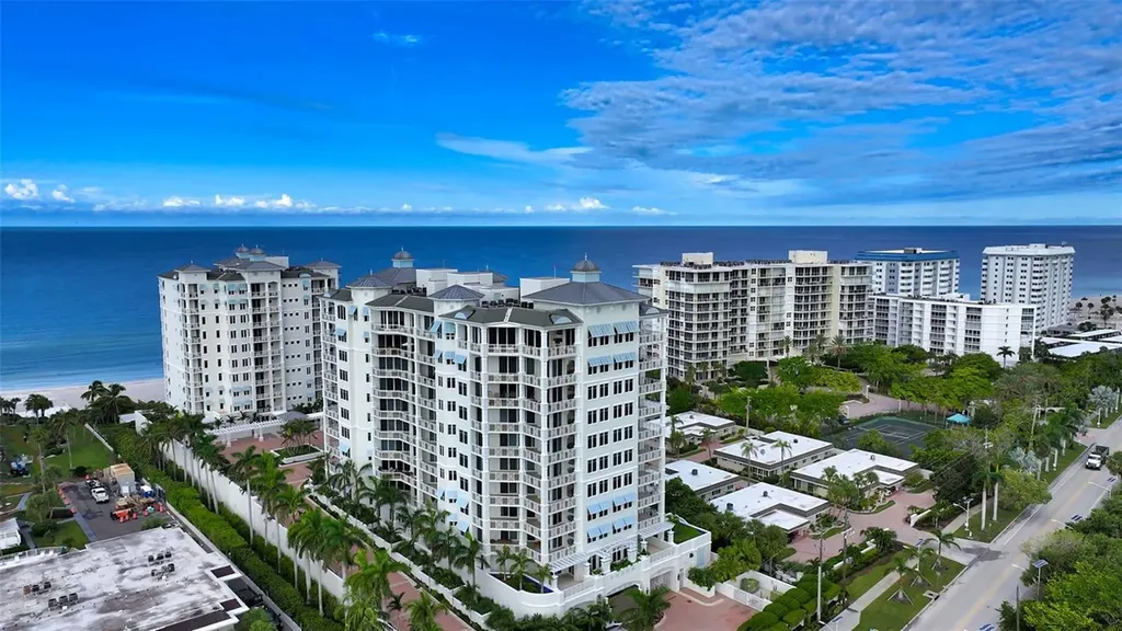 2052 Benjamin Franklin Drive Sarasota FL 34236