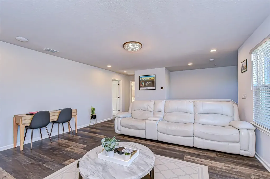 11724 Wrought Pine Loop Riverview FL 33569
