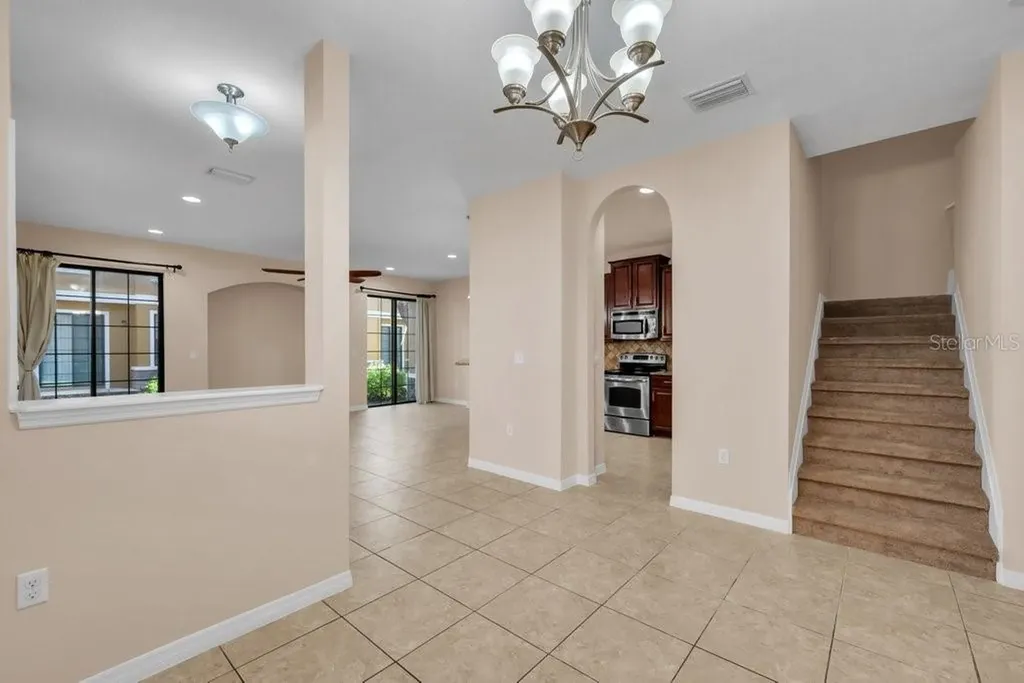 5722 Kinglethill Drive Lithia FL 33547